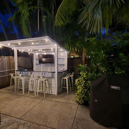 Duval Street Suite With Pool 基韋斯特 外观 照片