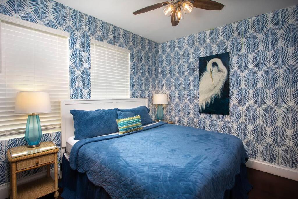 Duval Street Suite With Pool 基韋斯特 外观 照片